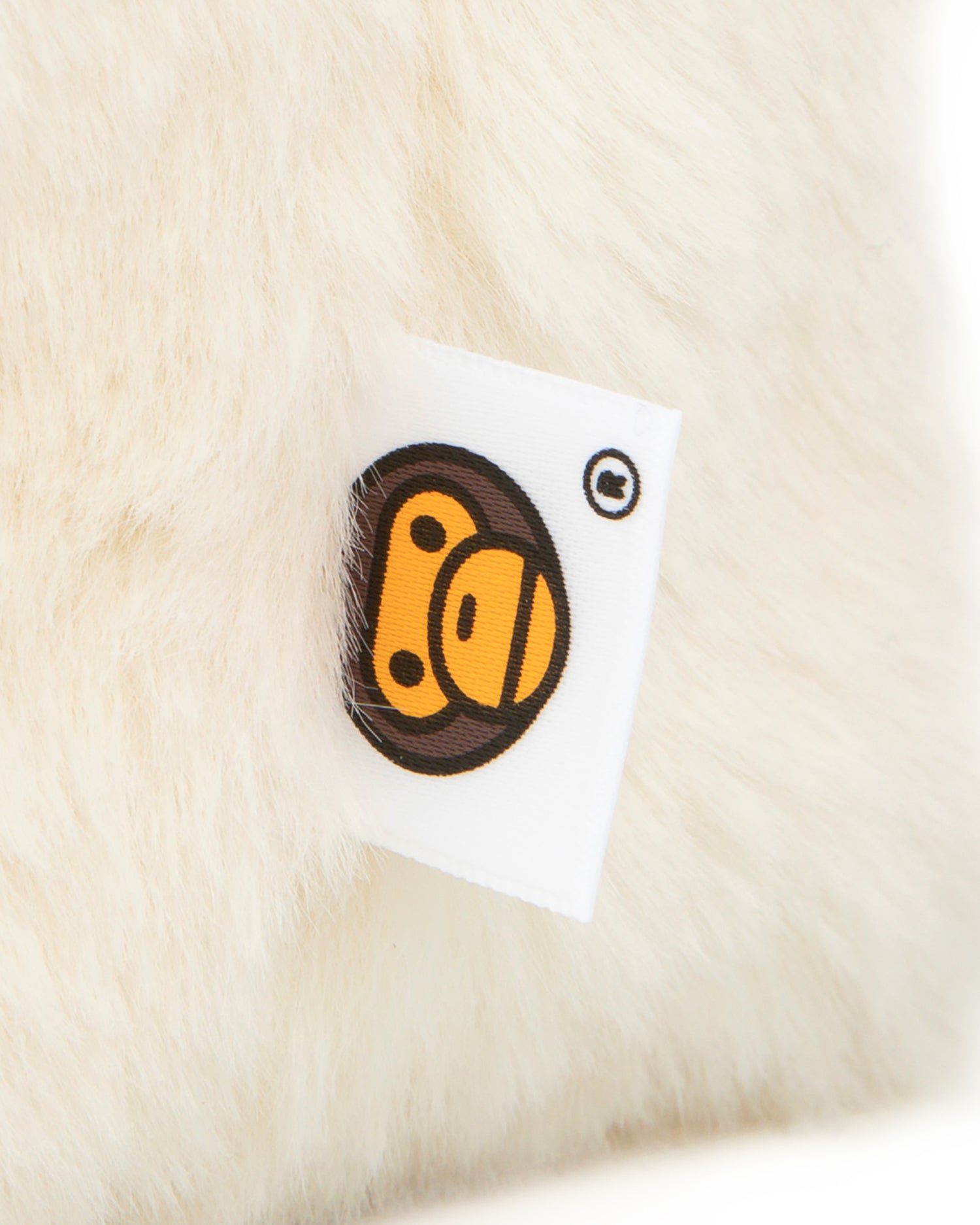 BABY MILO® STORE Baby Milo fluffy tote | Bape official