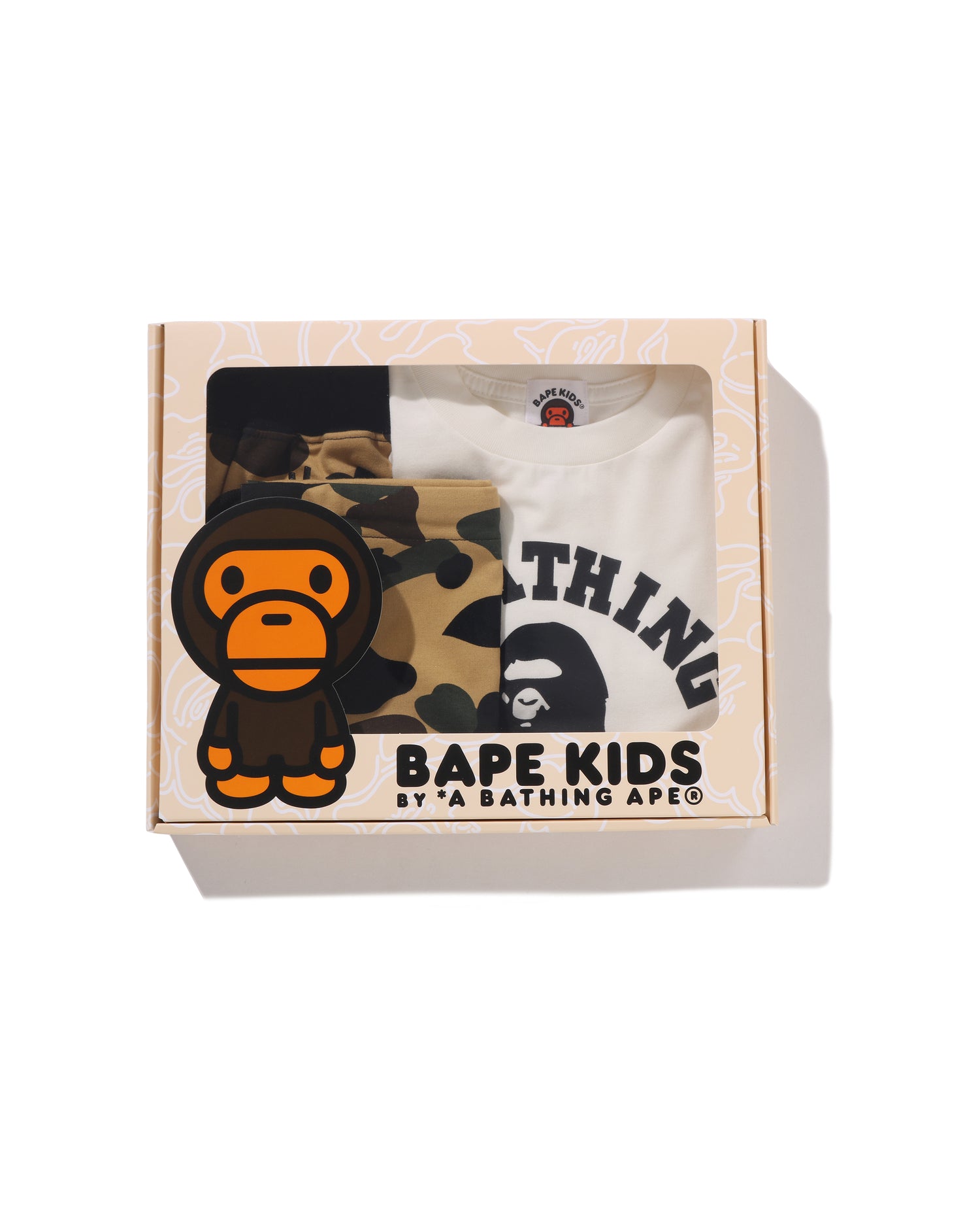 A BATHING APE® Kids 1st Camo College Kids Gift Set | Bape official