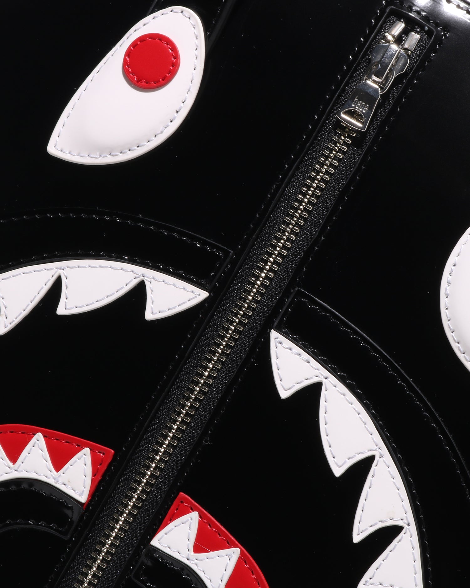 A BATHING APE® Shark Leather Shoulder Bag | Bape official website