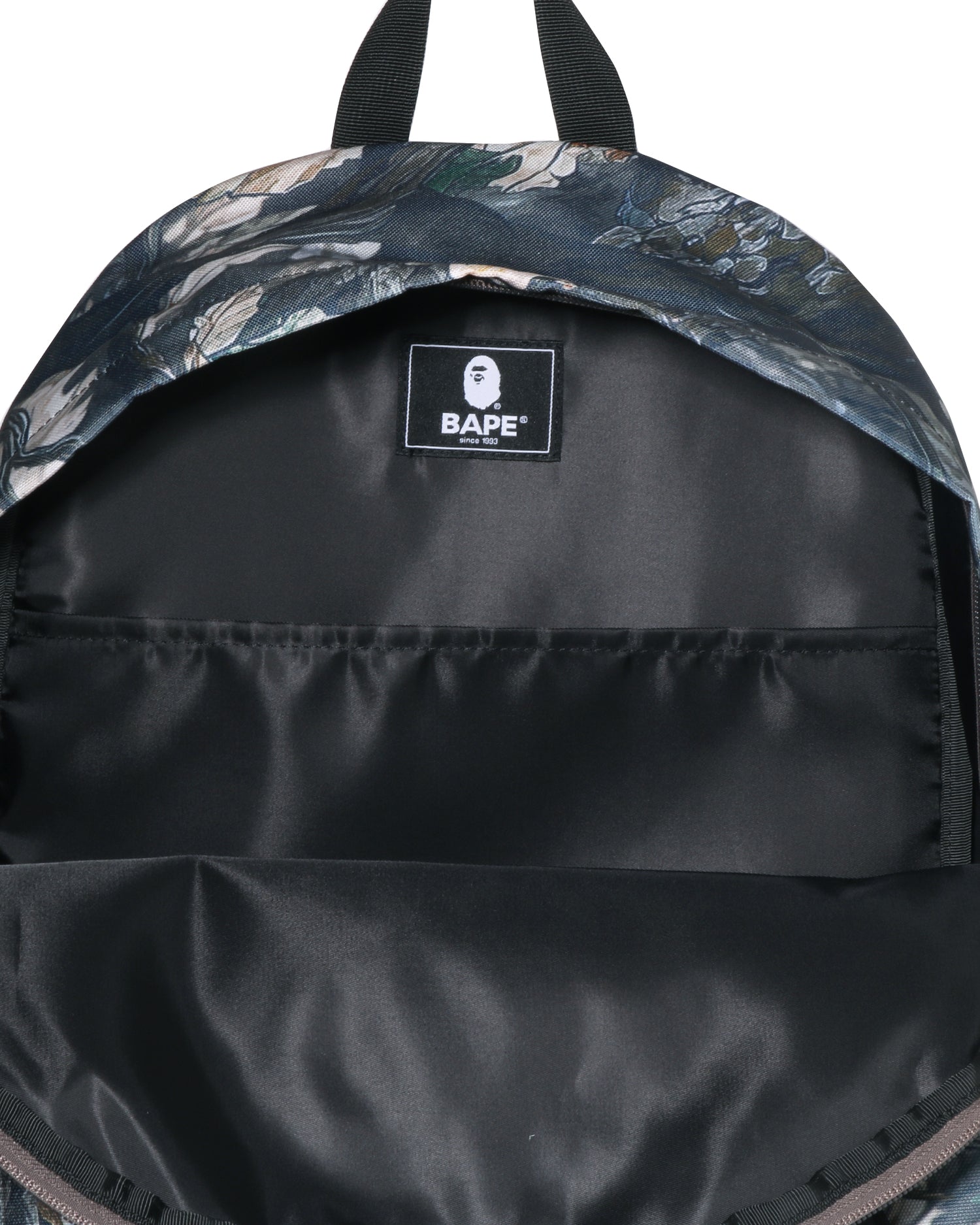 A BATHING APE® Tree Edge Camo Daypack | Bape official