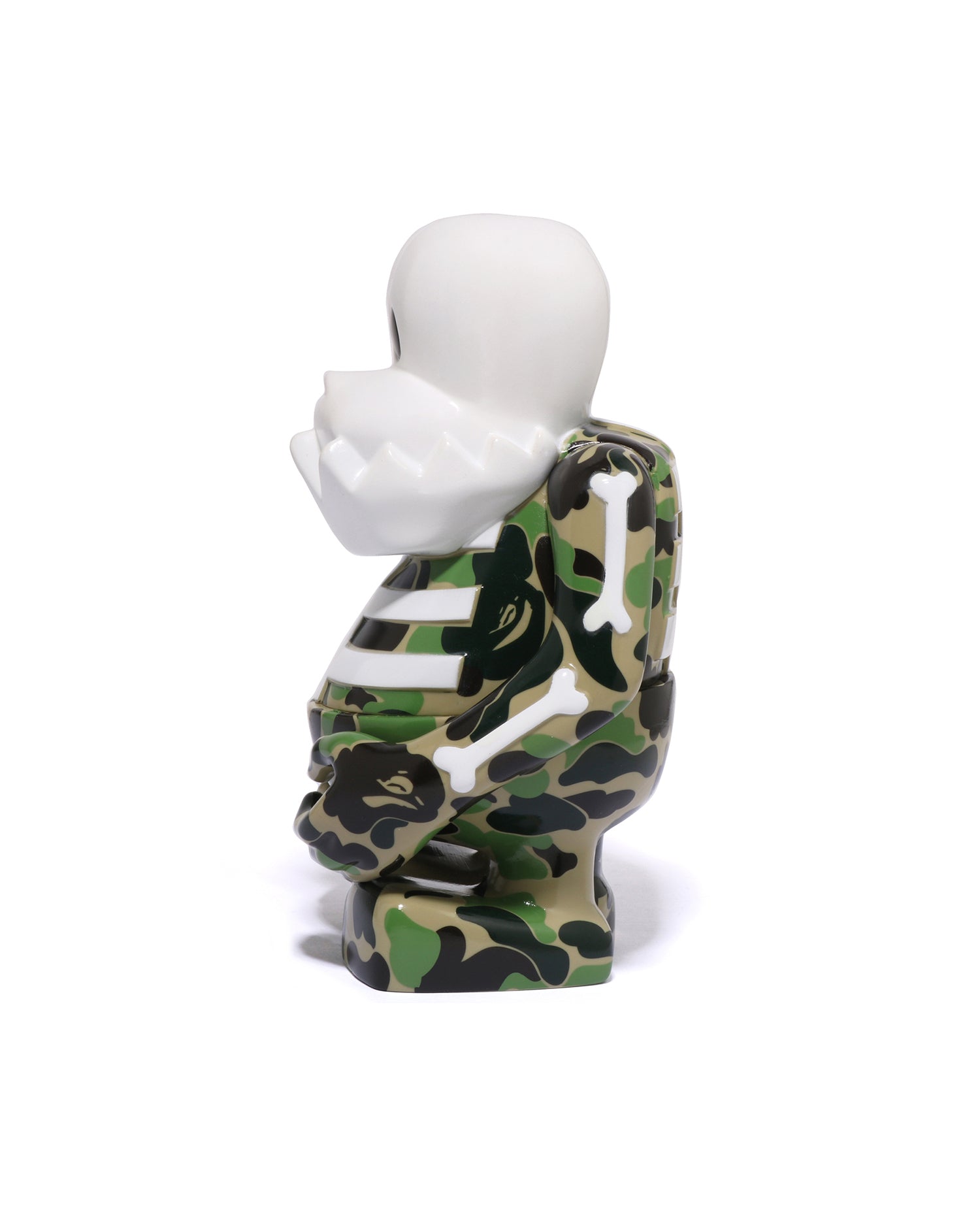 A BATHING APE® BAPE X Bounty Hunter - Abc Camo Skull-Kun