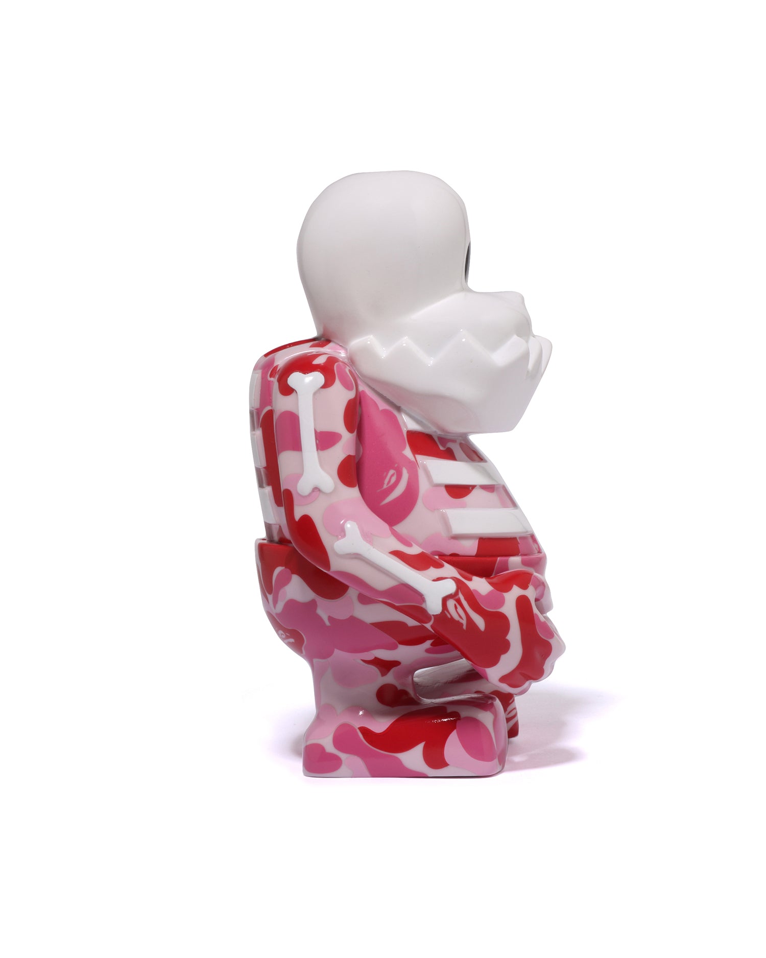 BAPE Bounty Hunte 限定 Black Skull-Kun BAPE X BOUNTY HUNTER 】ABC CAMO SKULL-KUN FIGURE | bape.com