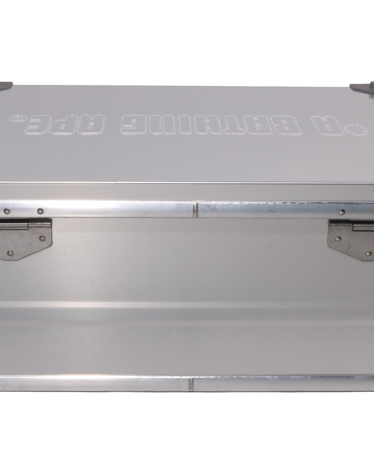 ケース+ボックス A BATHING APE ALUMINUM CONTAINER 46L A BATHING APE® BAPE Aluminum Container 46l | Bape official website