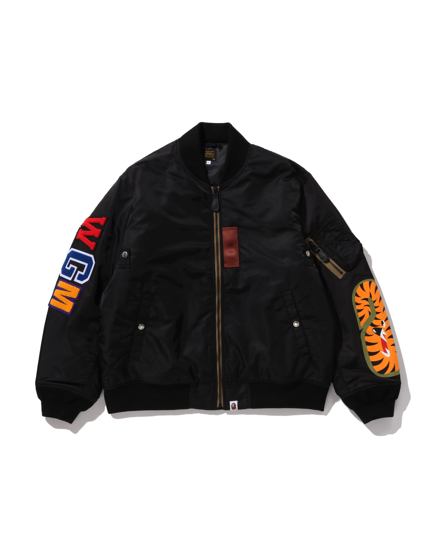 A BATHING APE MA-1ジャケット ブラック A BATHING APE® Nylon MA-1 | Bape official website – INT.BAPE.COM