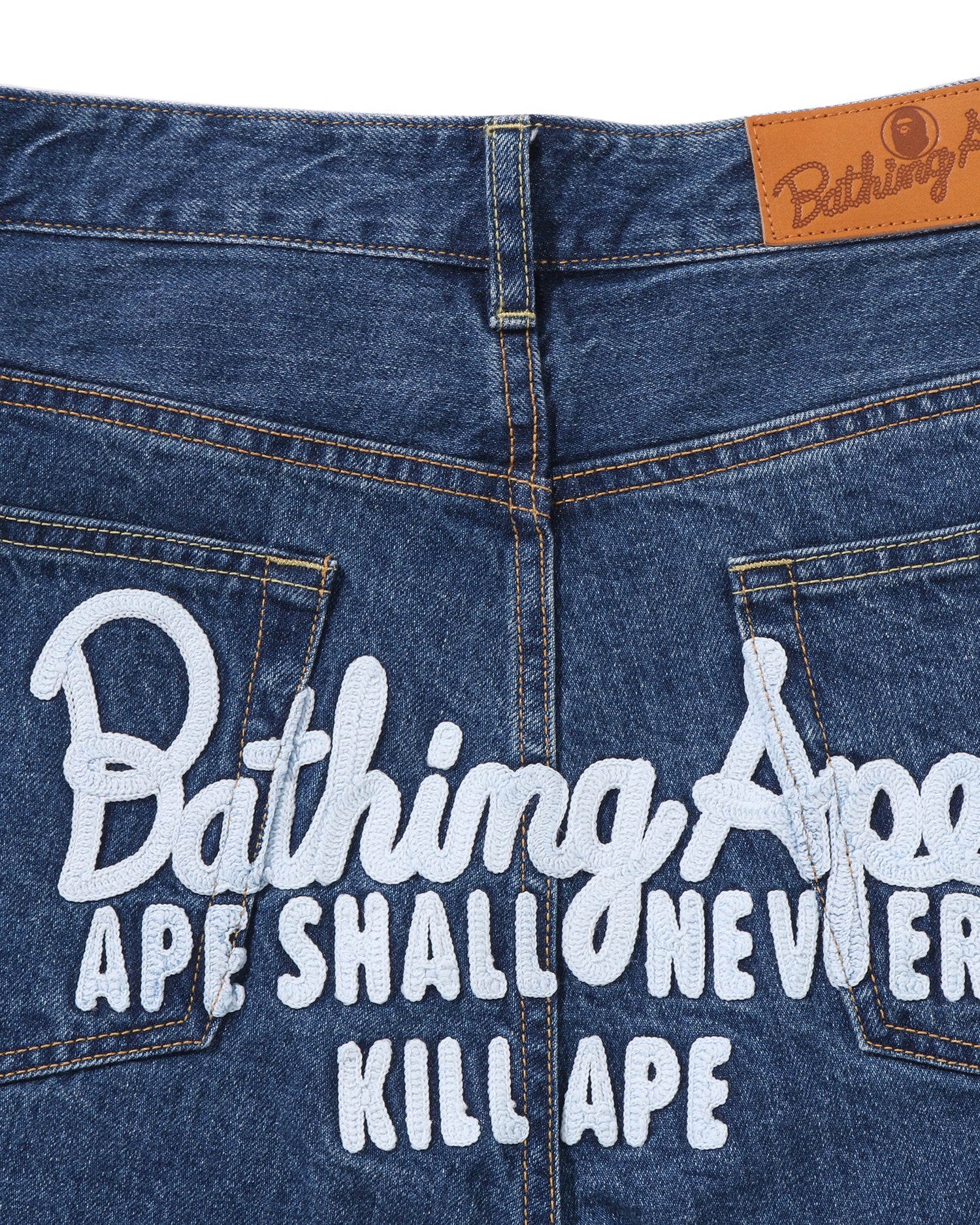 【A BATHING APE】CHAMPION LOGO 12 OZ DENIM PANTS 要在庫確認 BAPE® CHAMPION DENIM PANTS 2023年12月16日(土)発売