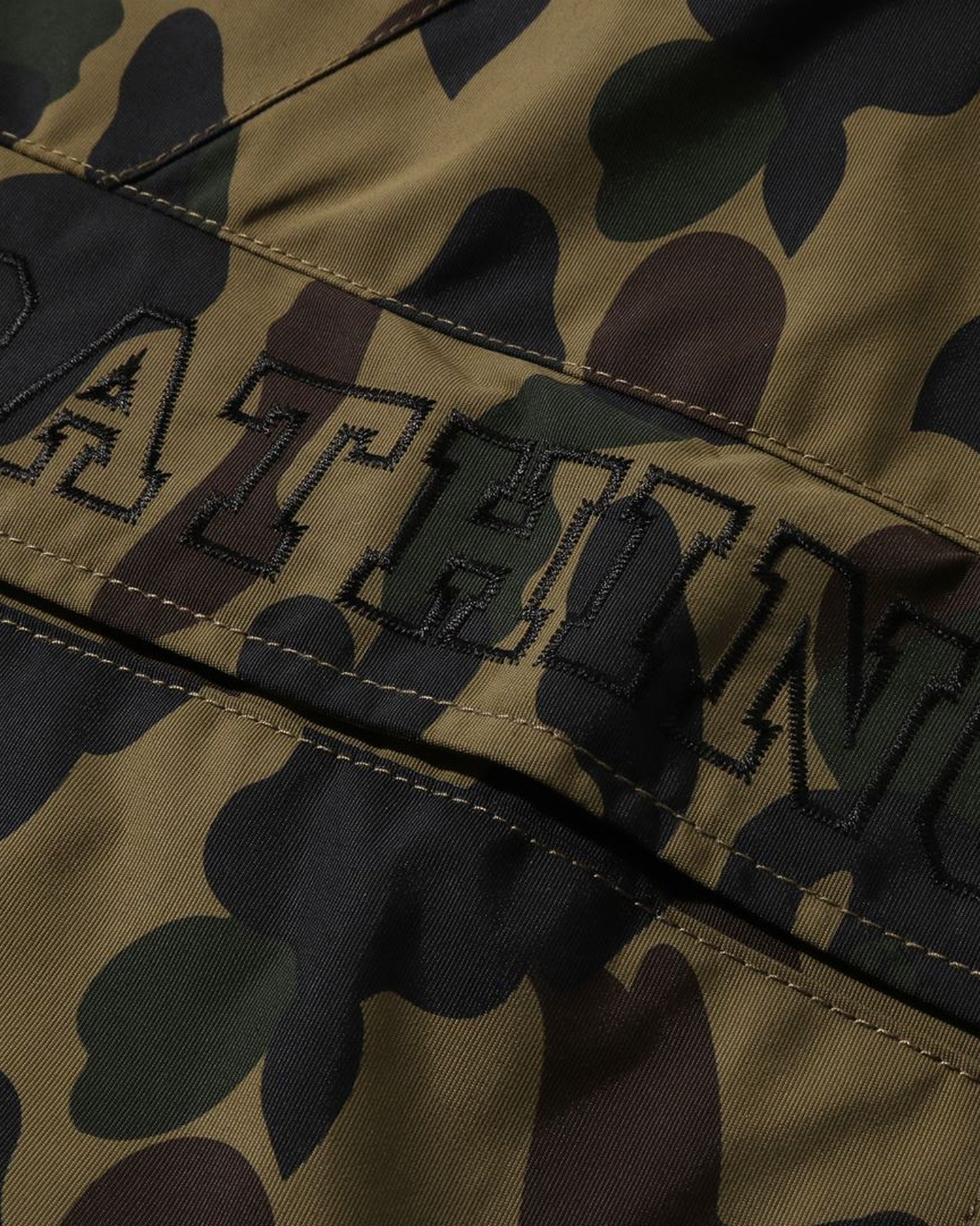 ジャケット・アウター 1ST CAMO SHORT BOARD JACKET CL A BATHING APE 1ST CAMO SHORT SNOWBOARD JACKET – happyjagabee