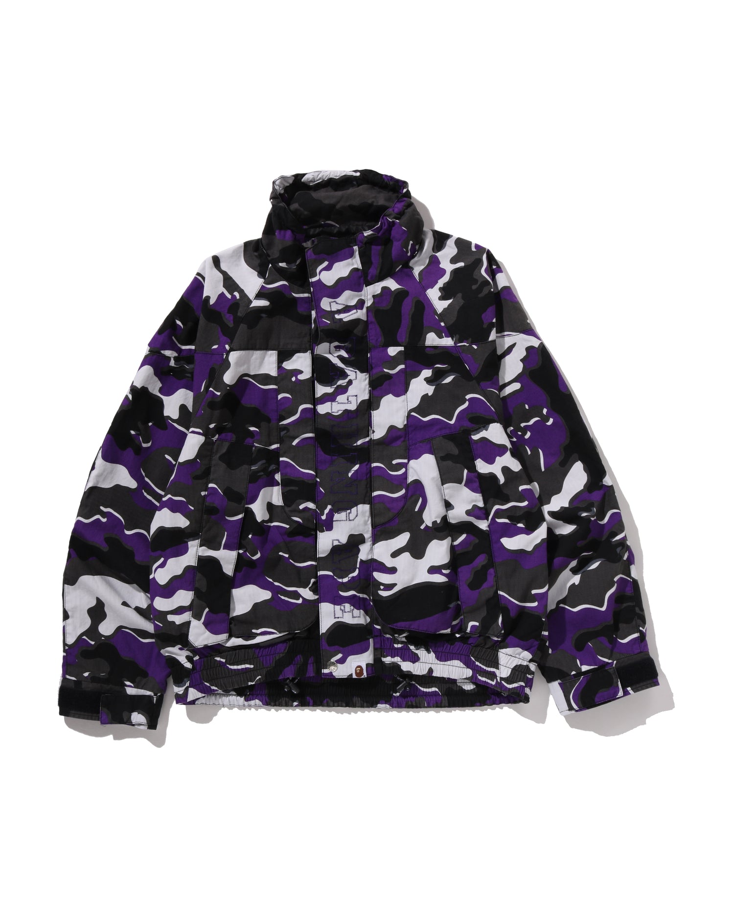 A BATHING APE® Glitch Woodland Camo Short Snowboard Jacket | Bape