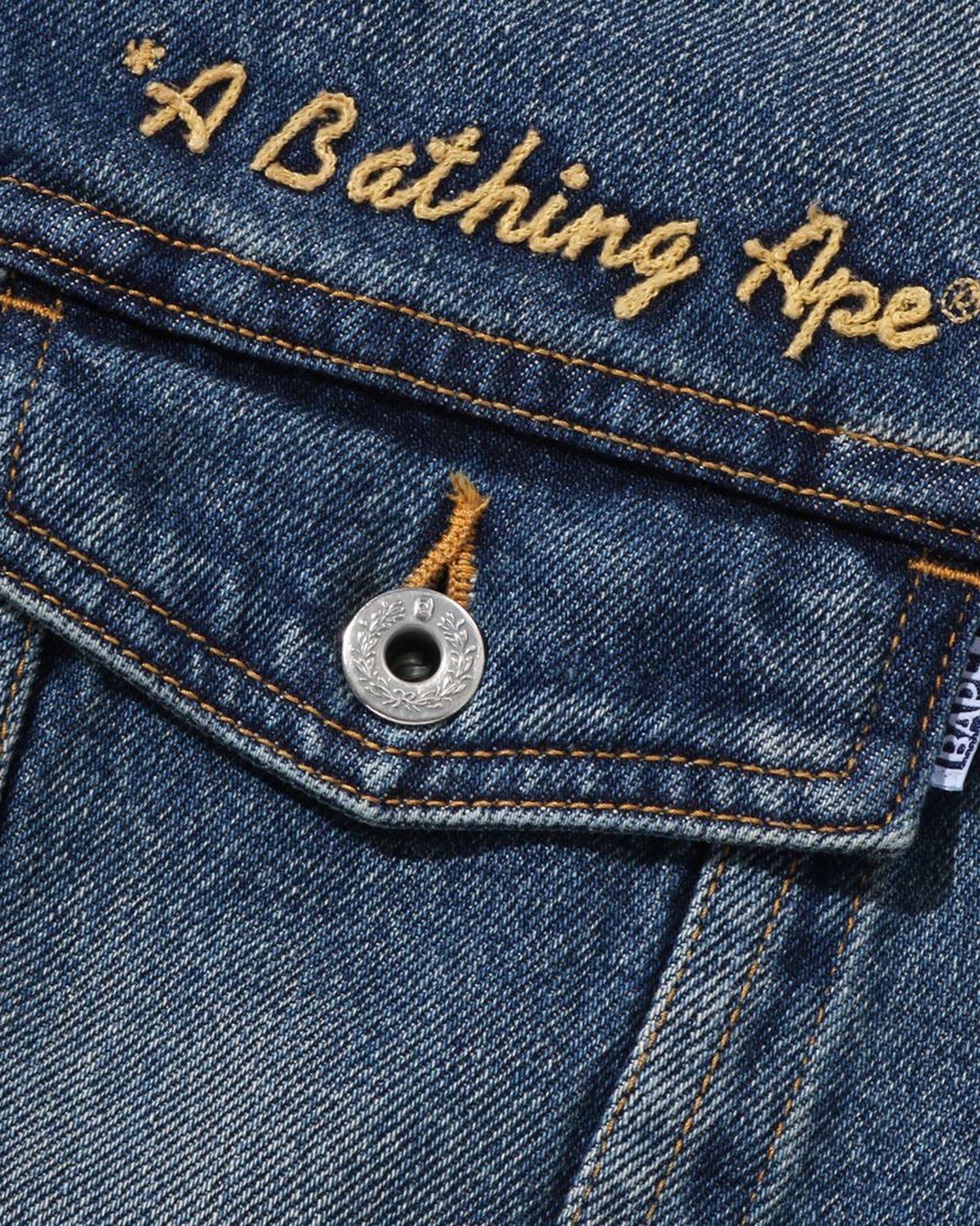 【入手困難✨】青山限定A BATHING APE CAMO DENIM デニム BAPE STORE® JAPAN OFFICIAL | LINE CAMO JACQUARD ONE POINT