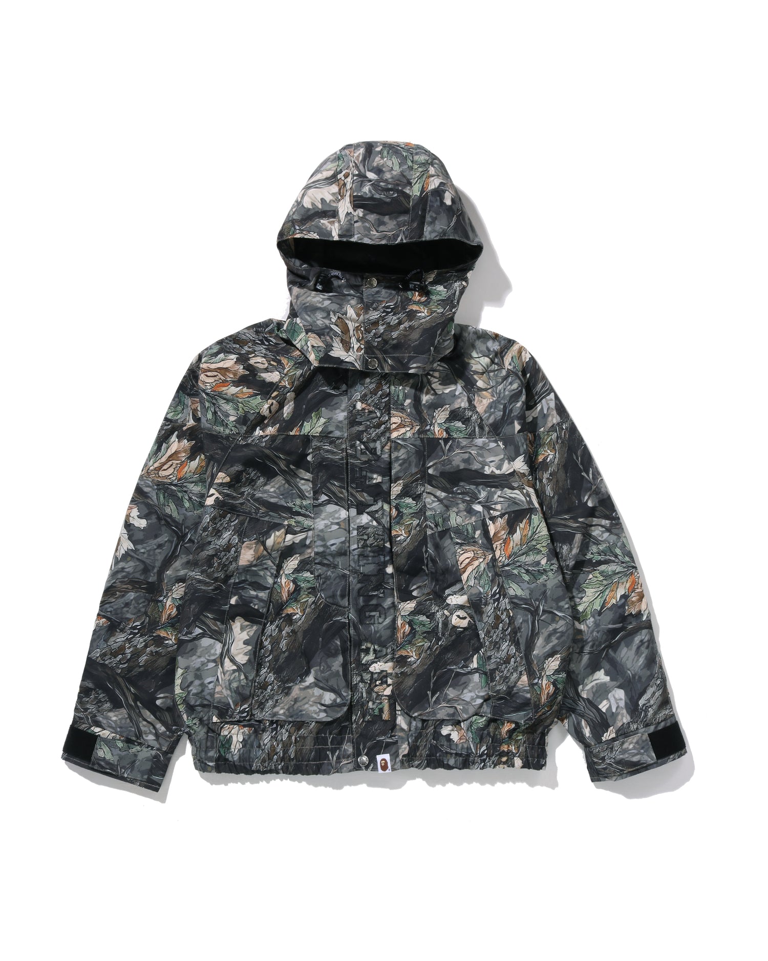 【希少】BAPE カモ柄 フード付きスノーボード ジャケット S ウェア 迷彩 A BATHING APE® Tree Edge Camo Hooded Snowboard Jacket | Bape