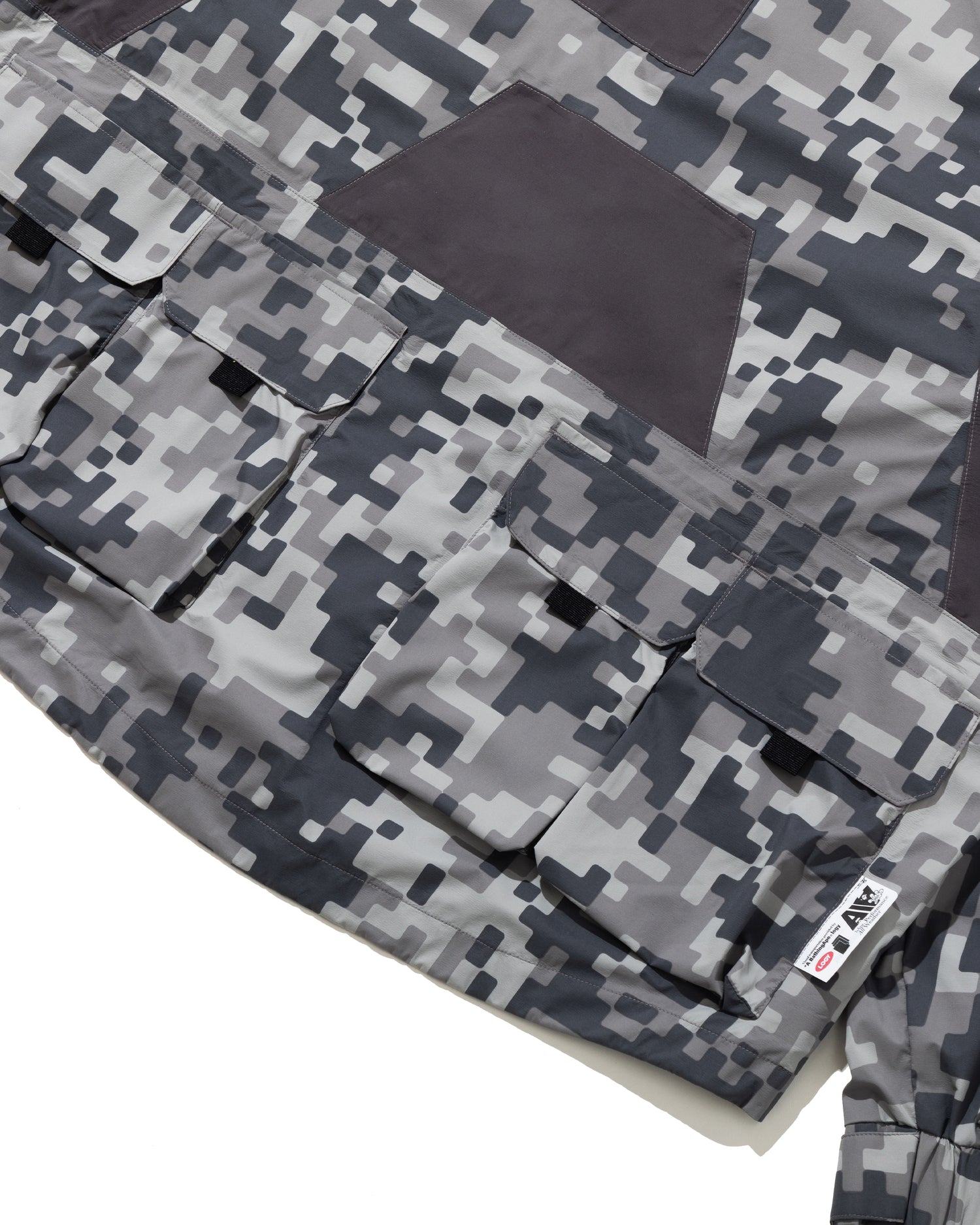 A BATHING APE® BAPE By Kazuki Kuraishi Pixelate Camo Snowboard 2