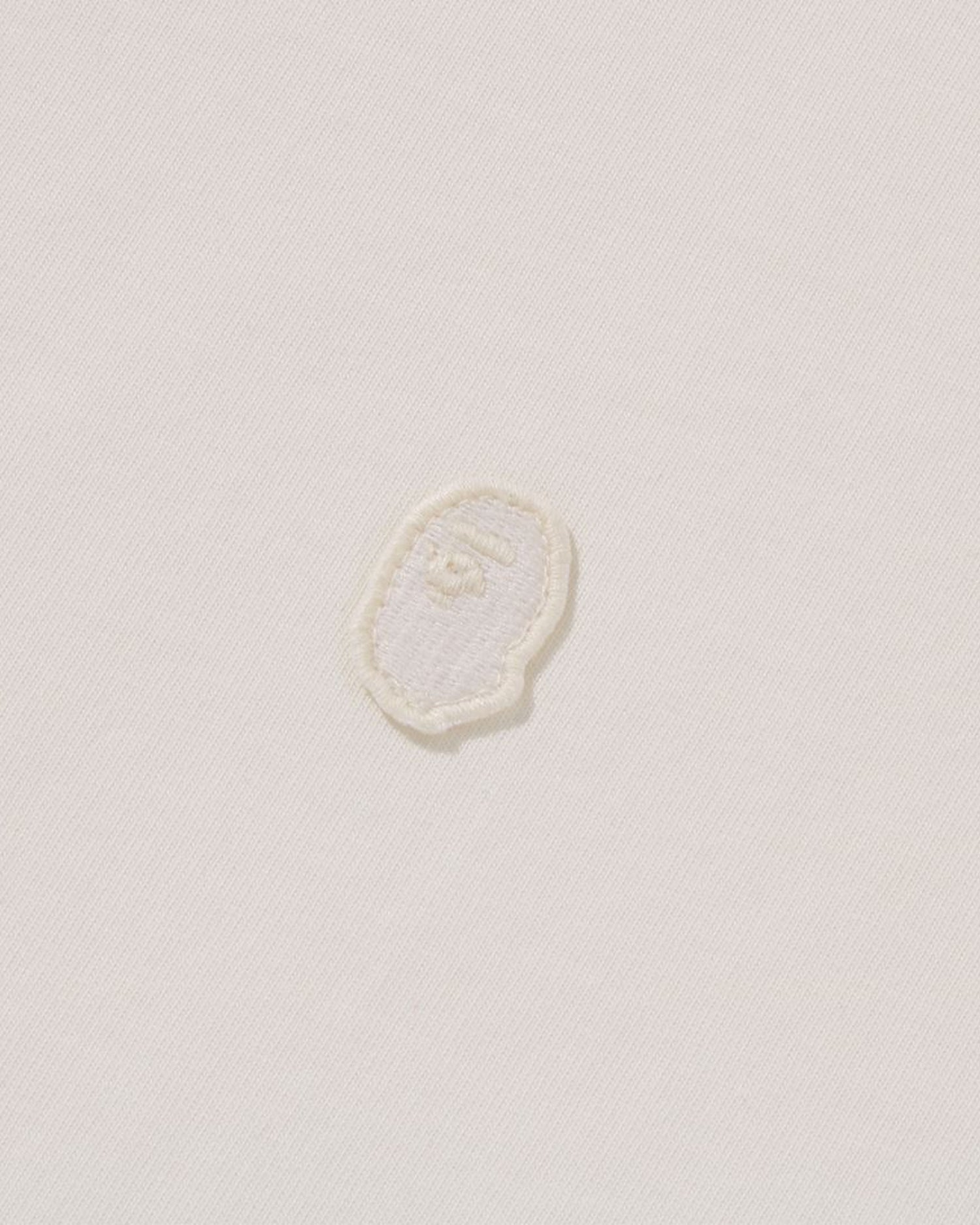 A BATHING APE® One Point Relaxed Fit Ls Tee | Bape official A BATHING APE® One Point Relaxed Fit Ls Tee | Bape official