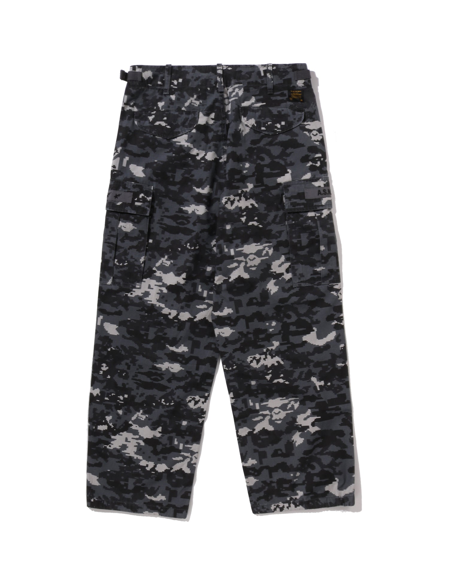 A BATHING APE® Multi Pixel Camo M-65 Cargo Pants | Bape official