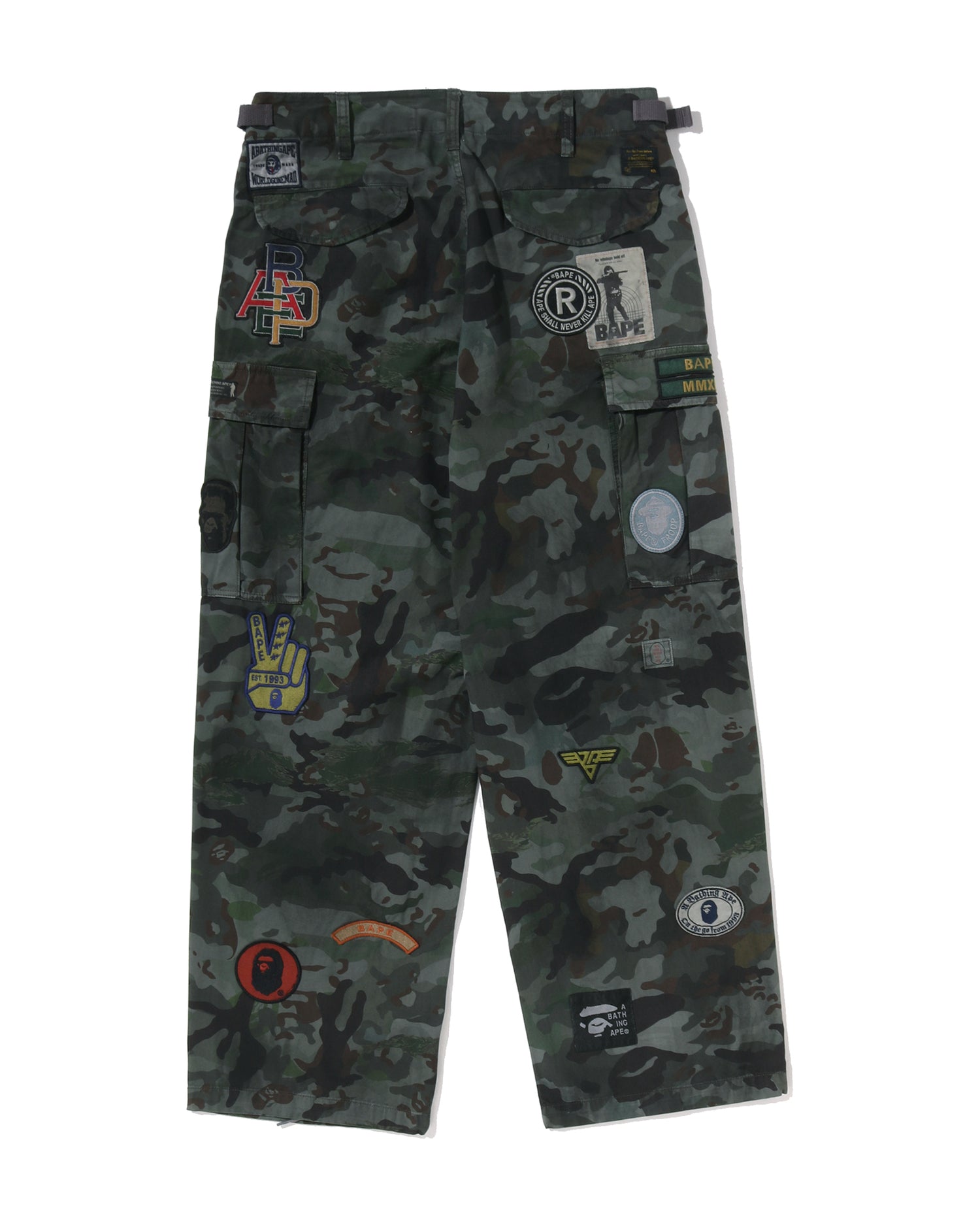 A Bathing Ape – INT.BAPE.COM