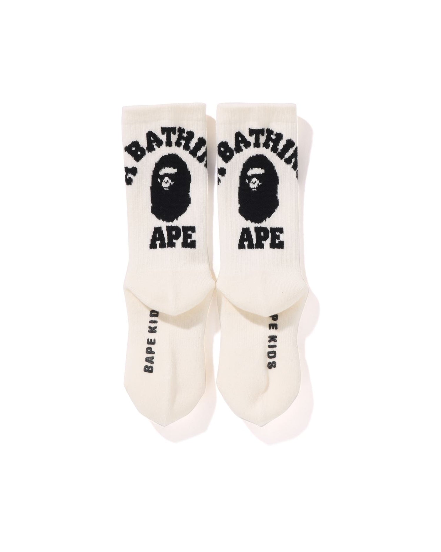 SAINT Mxxxxxx]AP_SOCKS/APE/BLACK(SM-YS8-0000-C37) – R&Co.