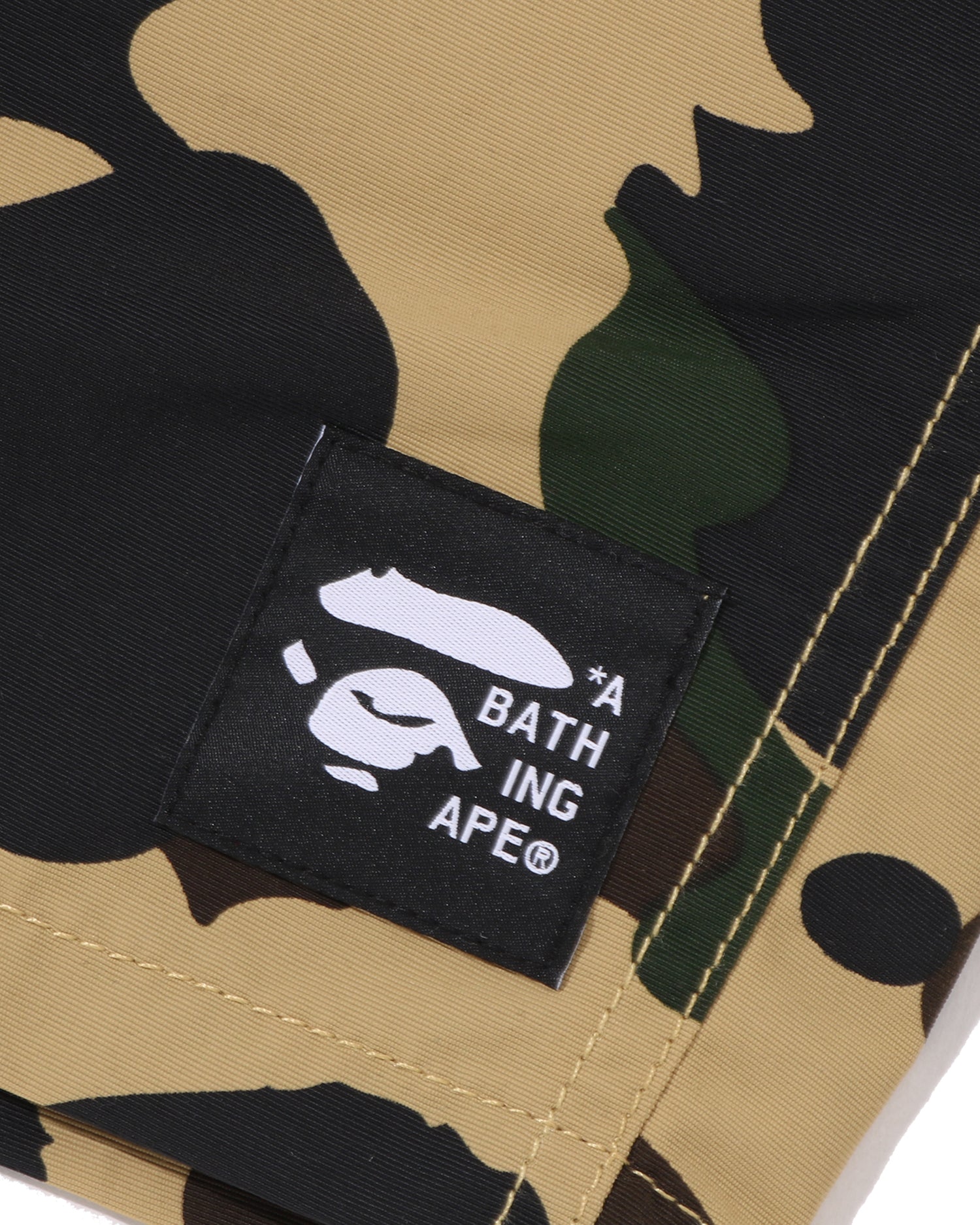 BAPE KIDS カモフラロンパース・ショーツセット A BATHING APE® Kids 1st Camo Climbing Shorts | Bape official
