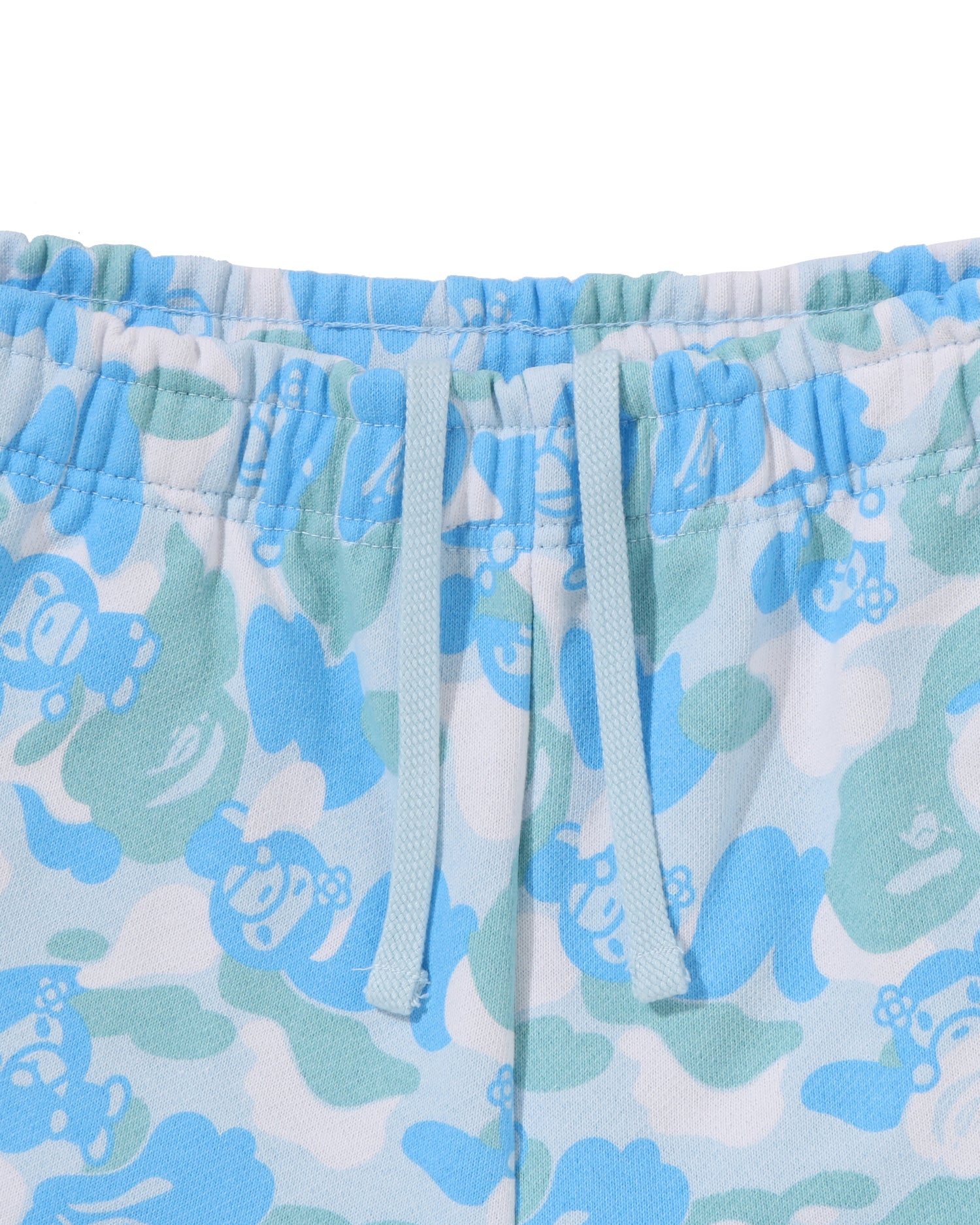 A BATHING APE® Baby Lisa Abc Camo Sweat Shorts | Bape official