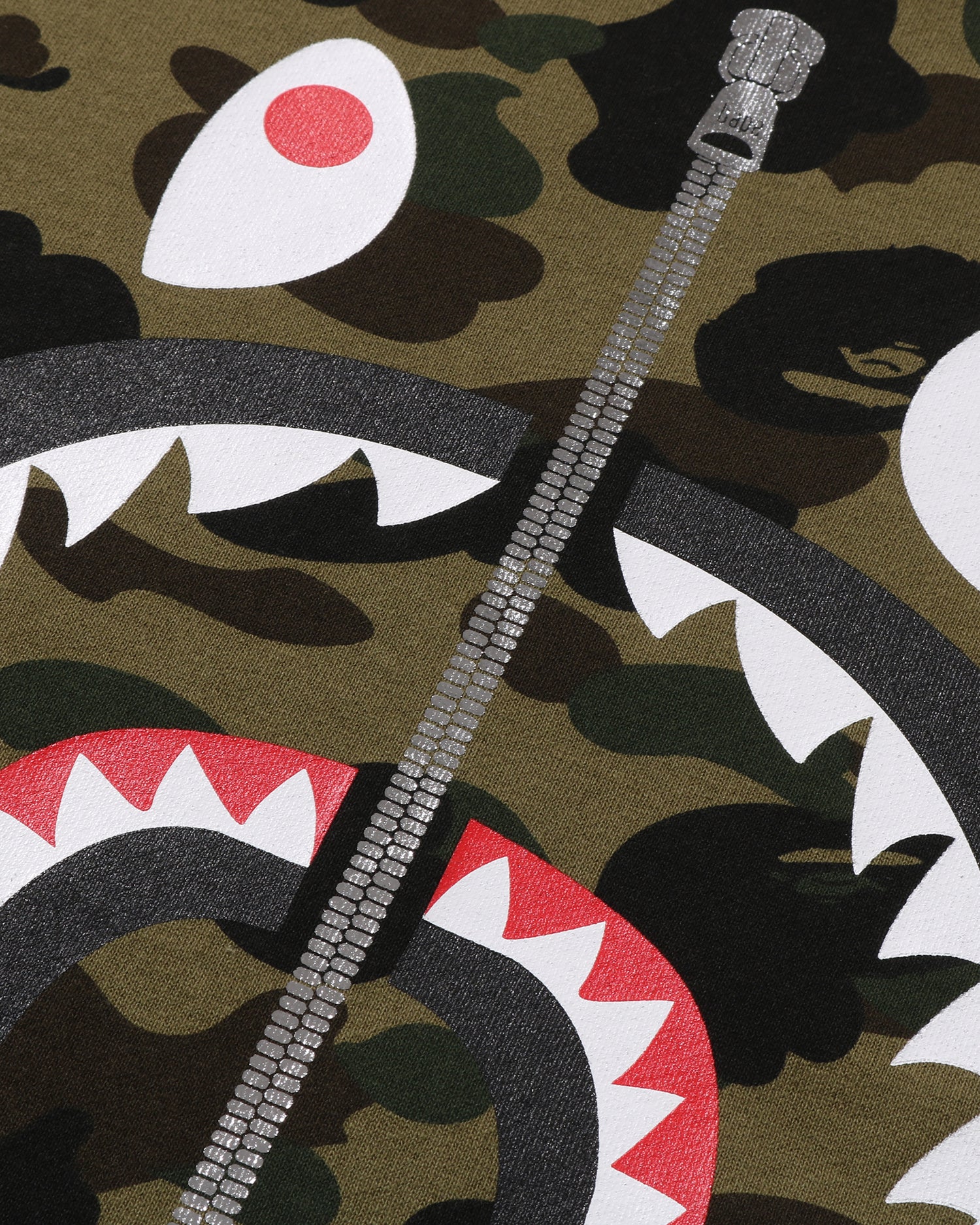A BATHING APE® 1st Camo Shark Crewneck Sweatshirt | Bape official