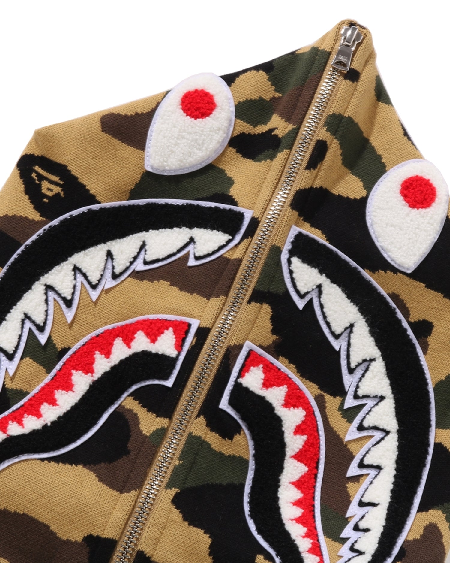 【A BATHING APE】2色展開 1ST CAMO JACQUARD PULLOVER HOODIE A BATHING APE® 1st Camo Jacquard Shark Hoodie | Bape