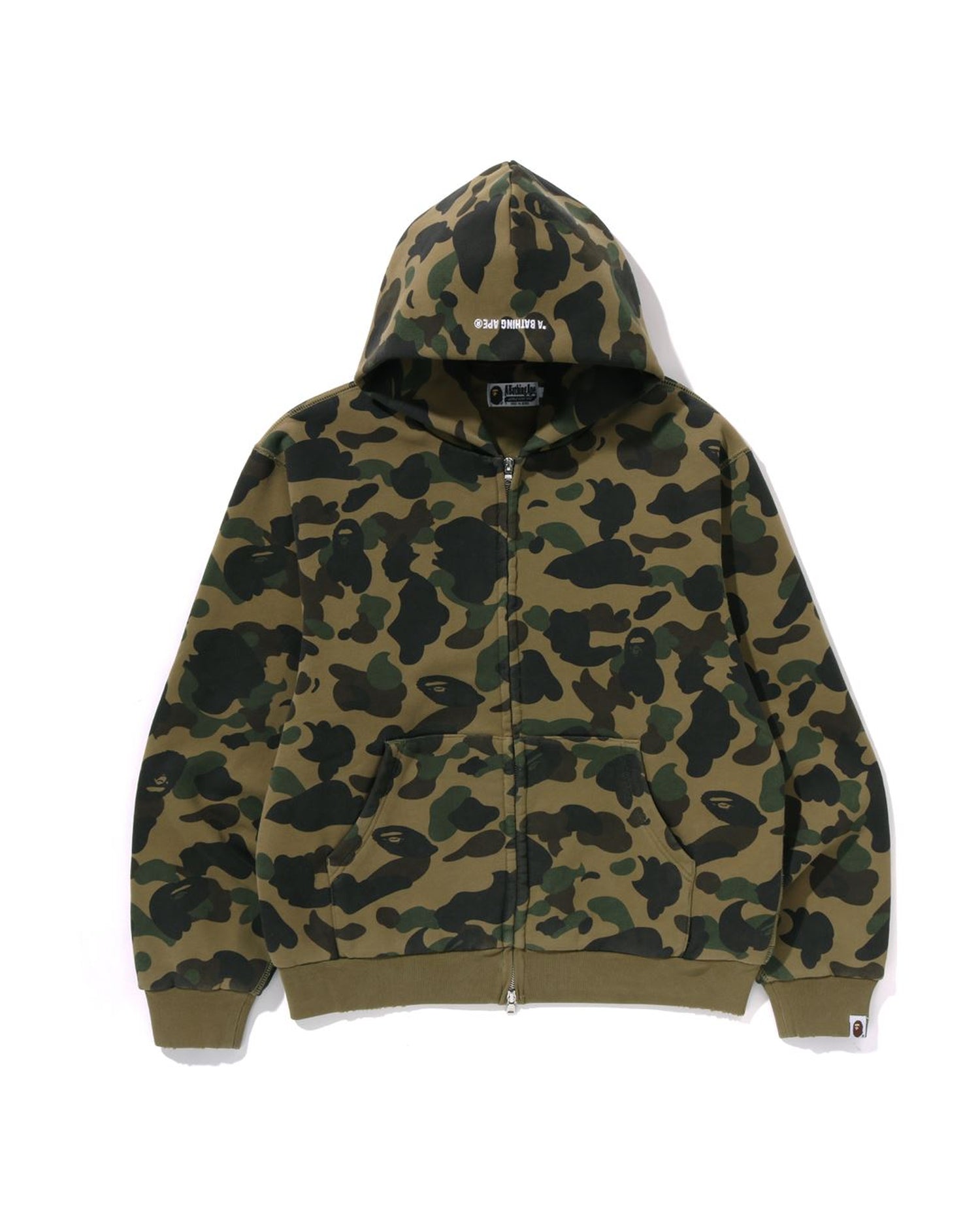 人気ブランド!!【A BATHING APE】1ST CAMO FIT FULL ZIP HOODIE A BATHING APE® 1st Camo Shark Full Zip Hoodie | Bape