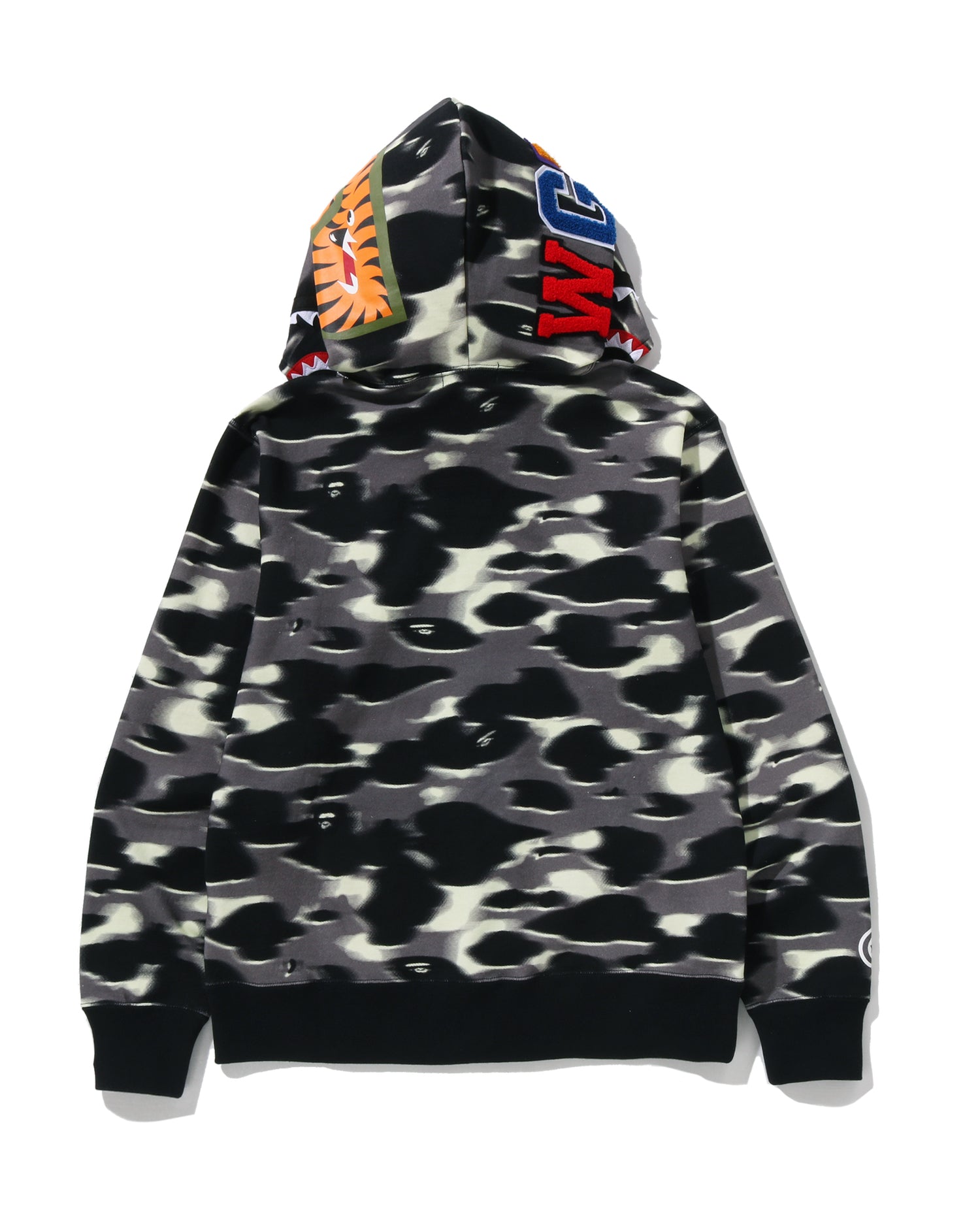 A BATHING APE® Screen Camo Shark Full Zip Hoodie | Bape official