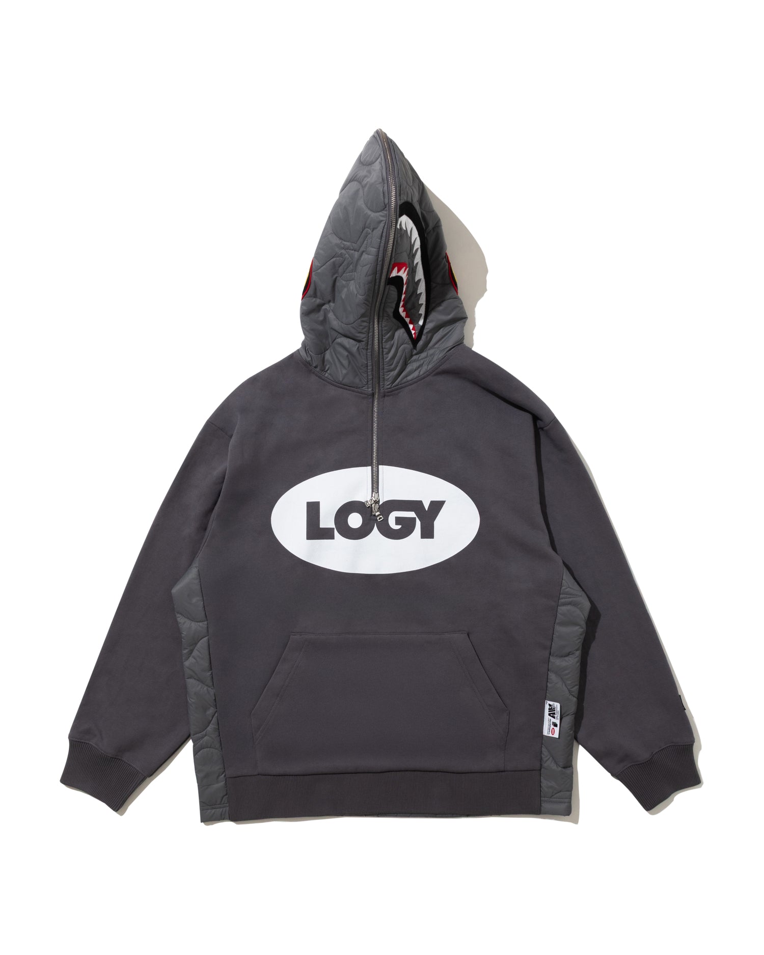 A Bathing Ape – INT.BAPE.COM