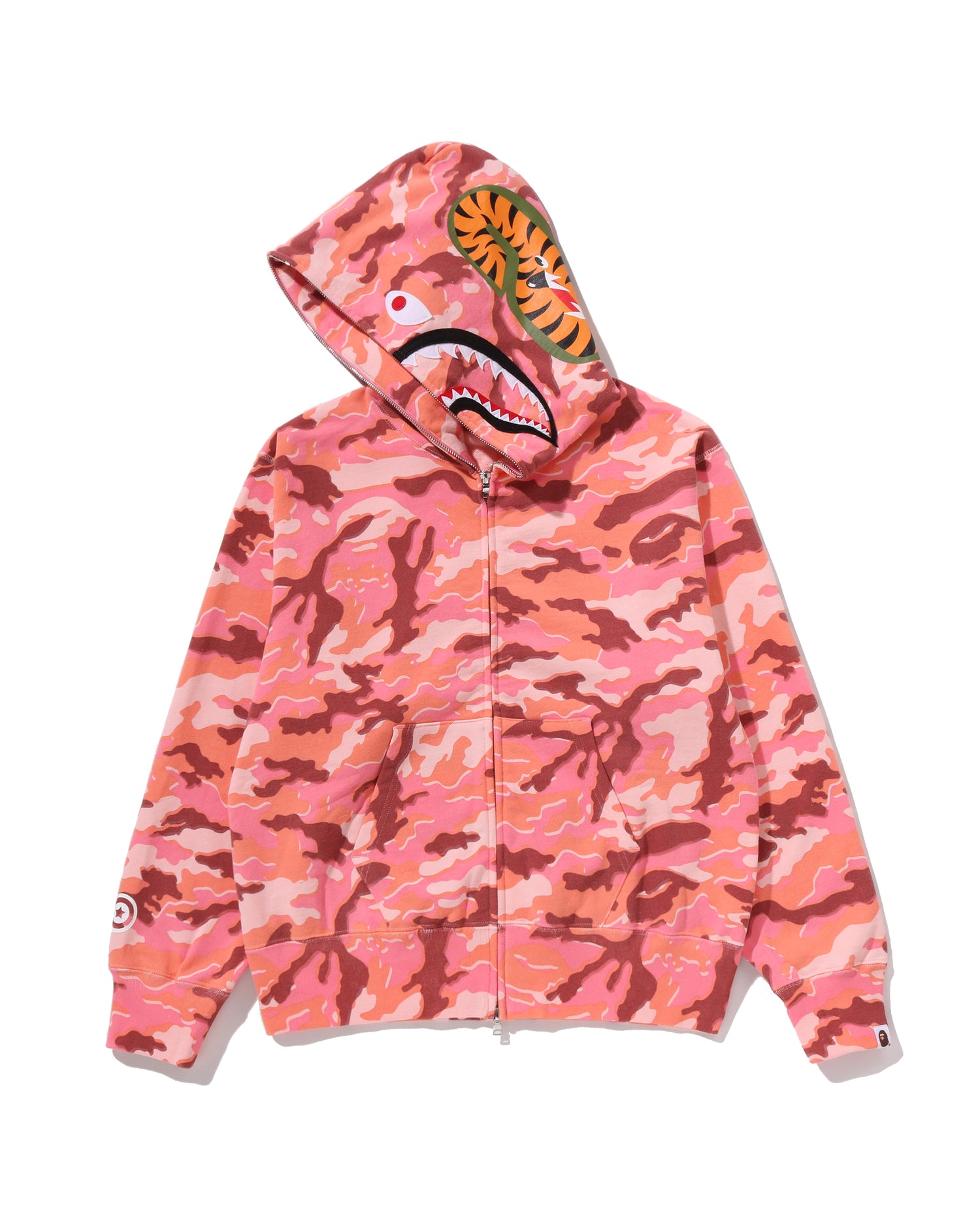A BATHING APE – INT.BAPE.COM