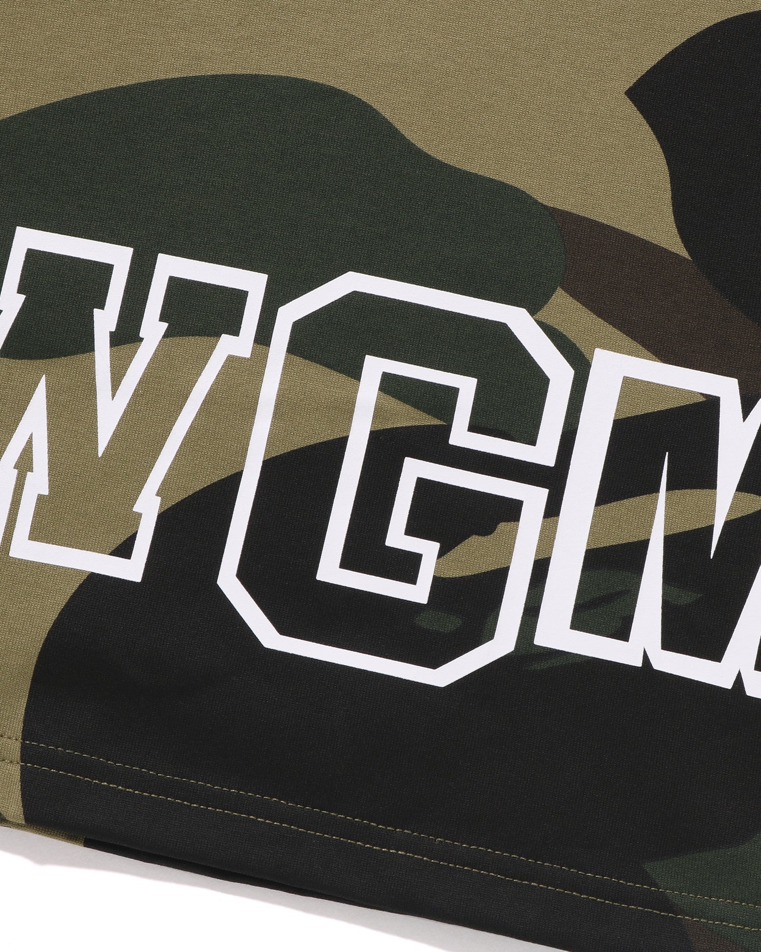 A BATHING APE® Giant 1st Camo Shark Tee | Bape official