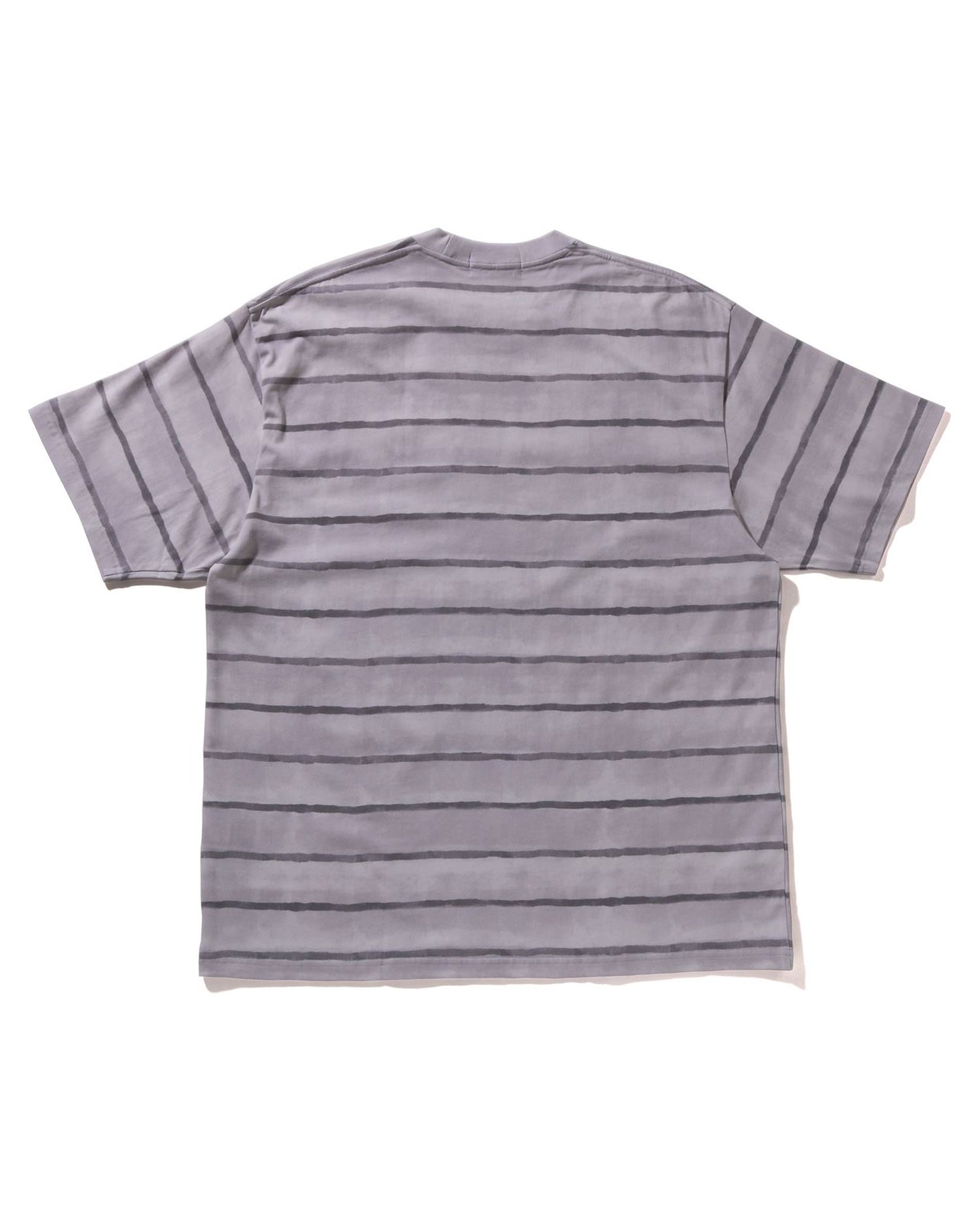 【A BATHING APE】5色展開 ONE POINT COLLEGE RELAXED FIT TEE A BATHING APE® Wave Pattern One Point Relaxed Fit Tee | Bape