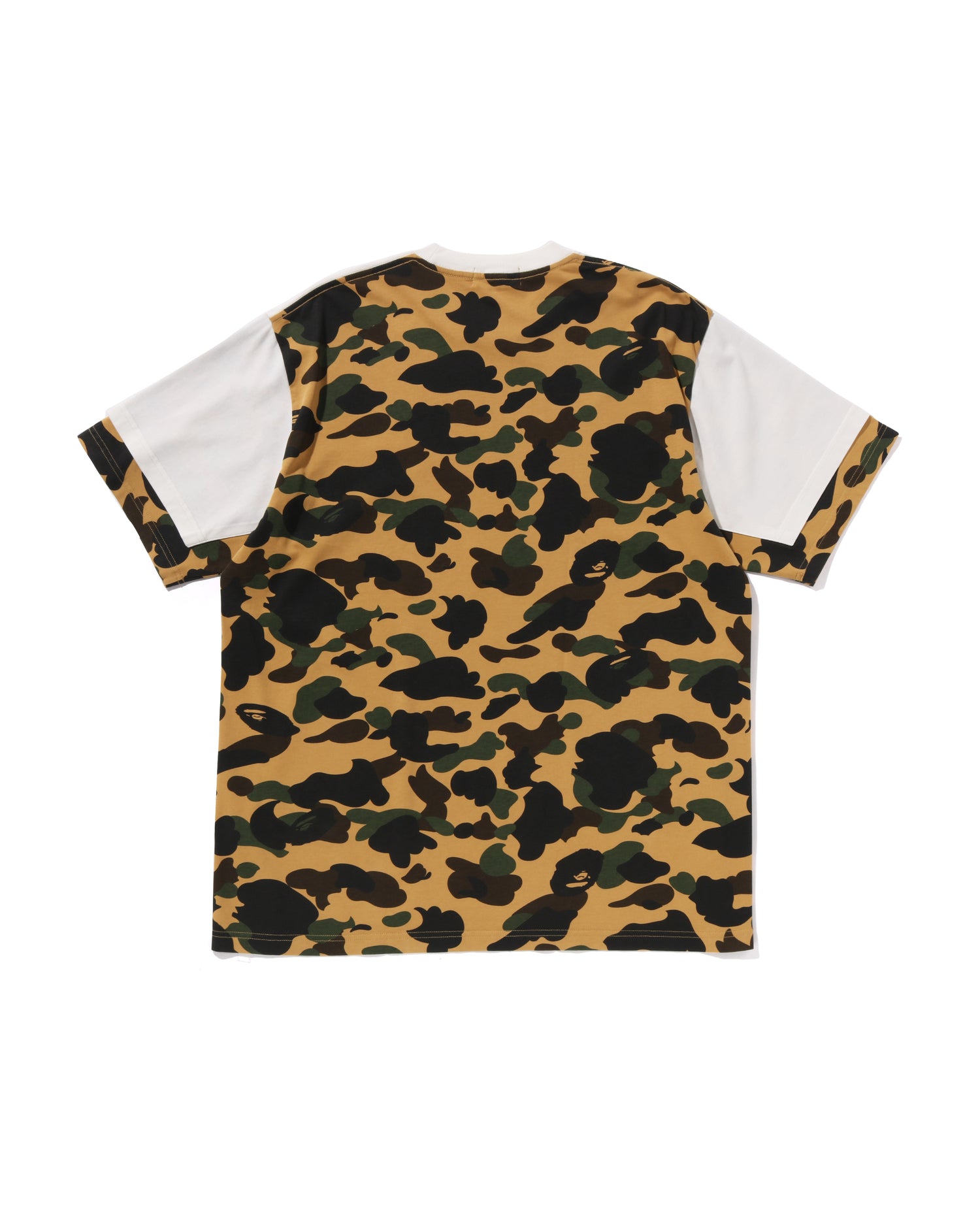 【A BATHING APE】2色展開 1ST CAMO HEAVY WASHED BLOCKING TEE A BATHING APE® 1st Camo Heavy Washed Blocking Relaxed Fit