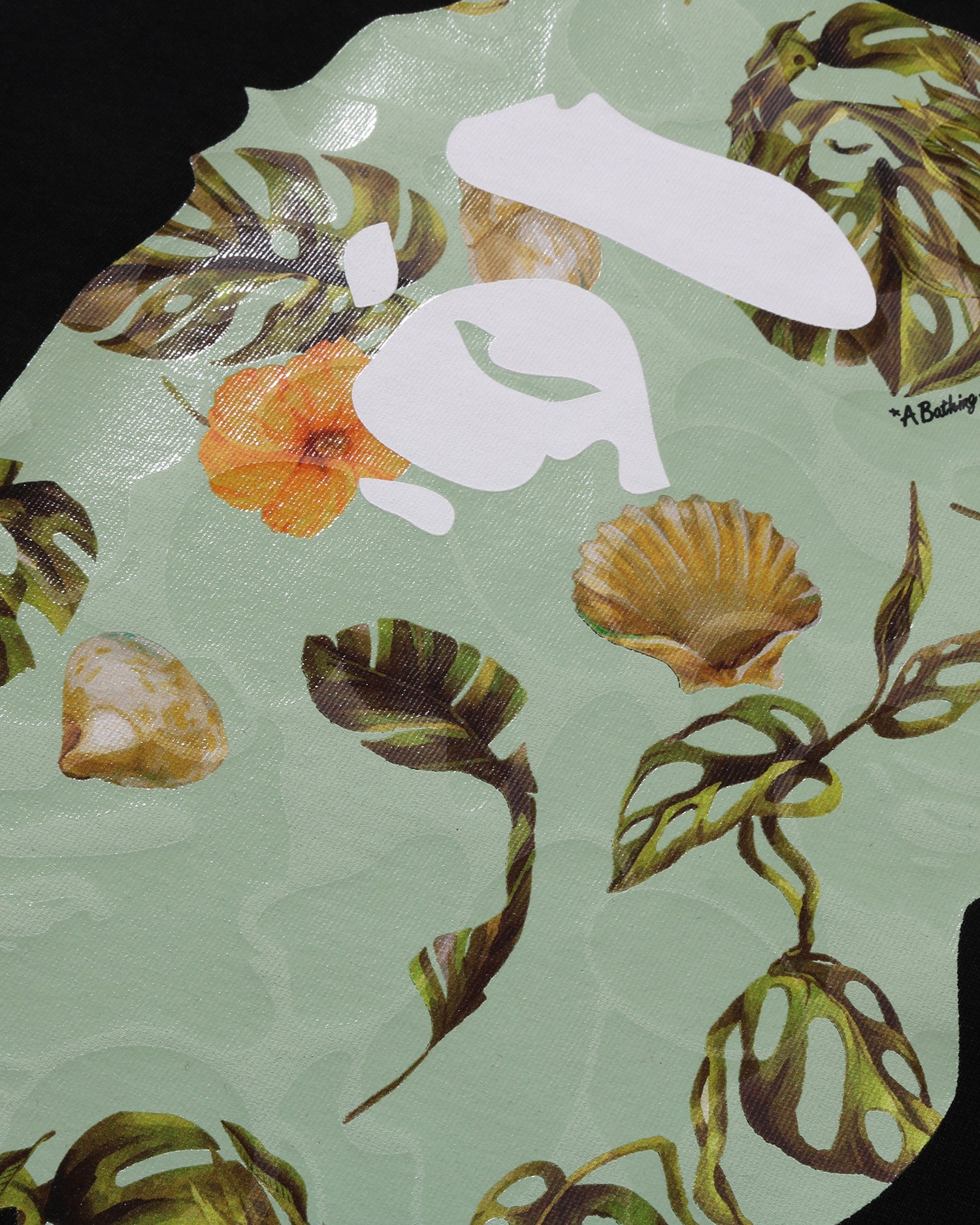 A Bathing Ape – INT.BAPE.COM