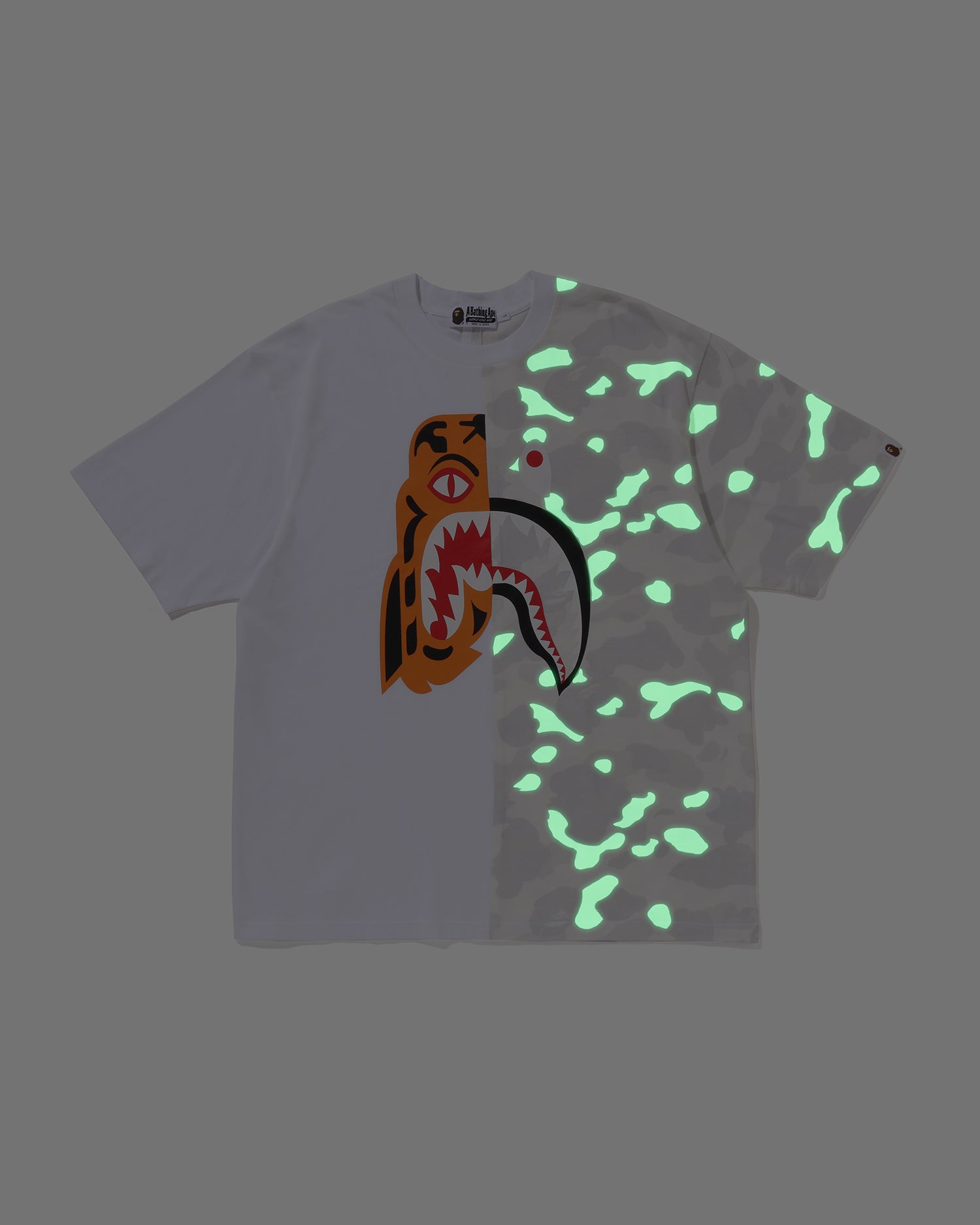トップス ABATHINGAPE CITY CAMO BY BATHING APE TEE A BATHING APE® Kids City Camo by Bathing Ape Tee Jr | Bape