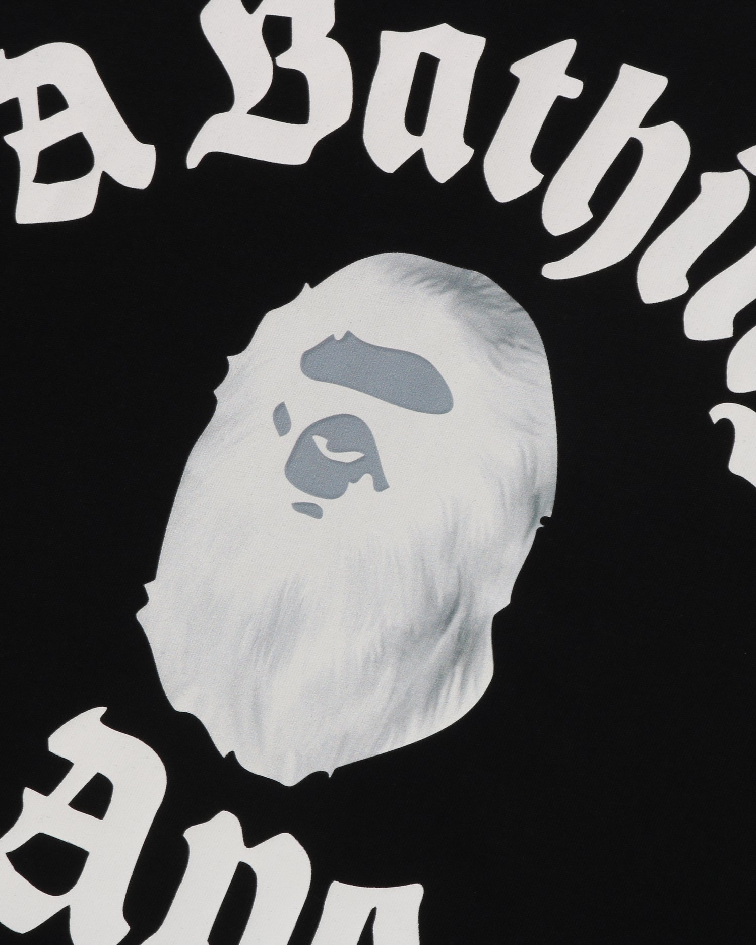 A Bathing Ape – INT.BAPE.COM