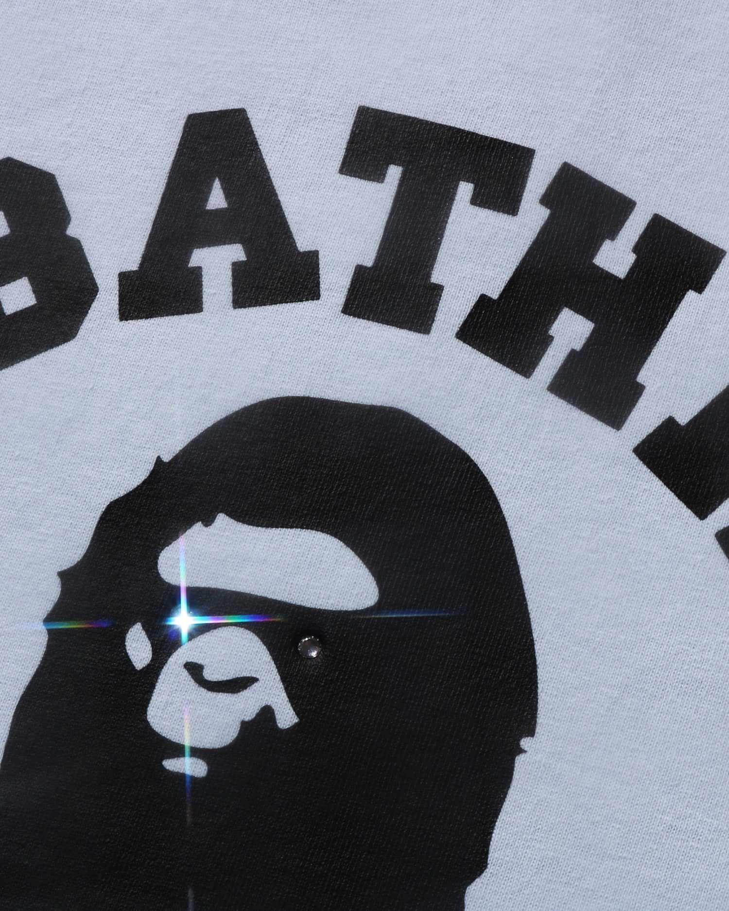 トップス A BATHING APE CRYSTAL STONE COLLEGE TEE A BATHING APE® Crystal Stone Eye College Tee | Bape official