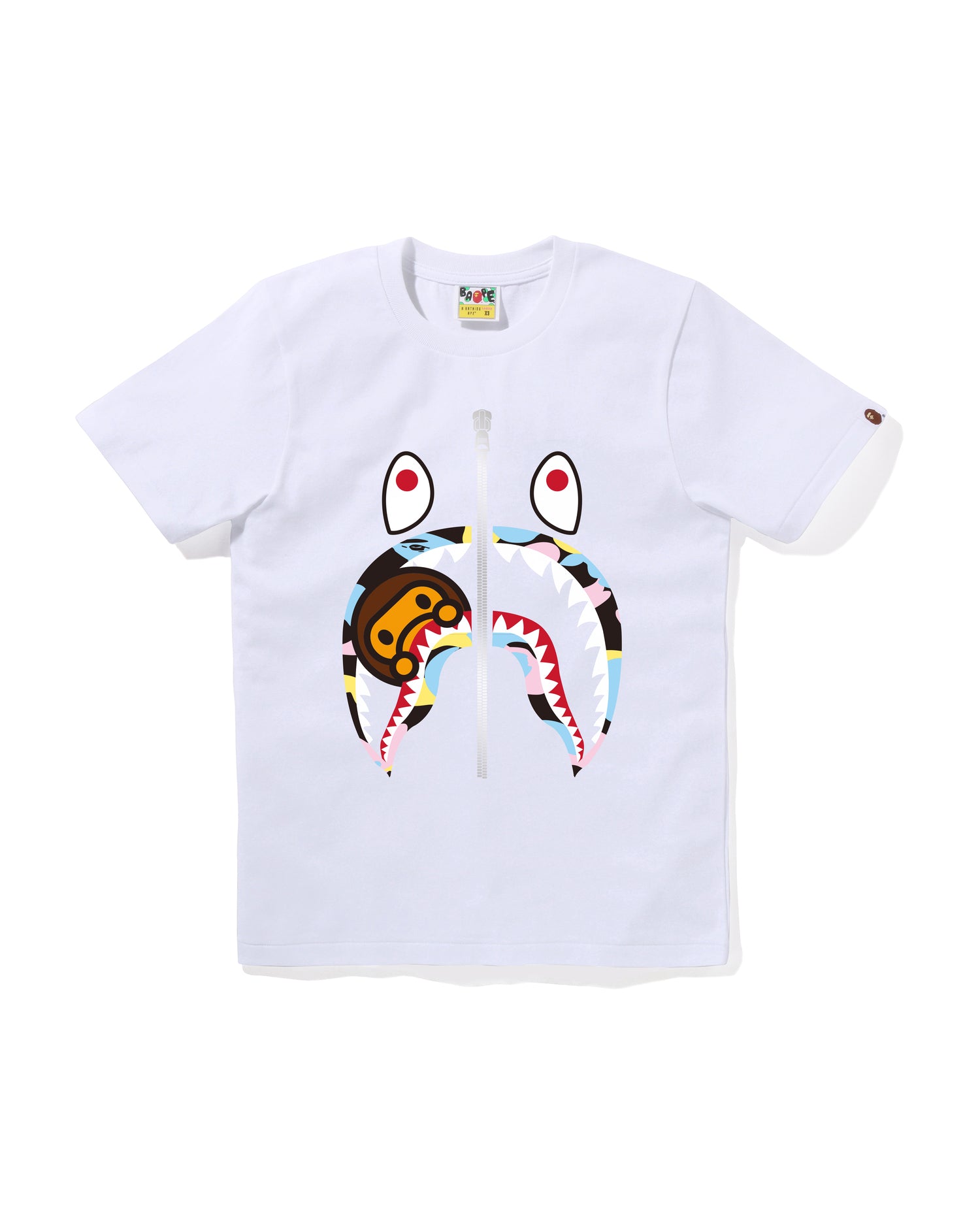 BAPE® SHARK MILO ON BAPE TEE ホワイトXS A BATHING APE® New Multi Camo Milo Shark Tee | Bape official