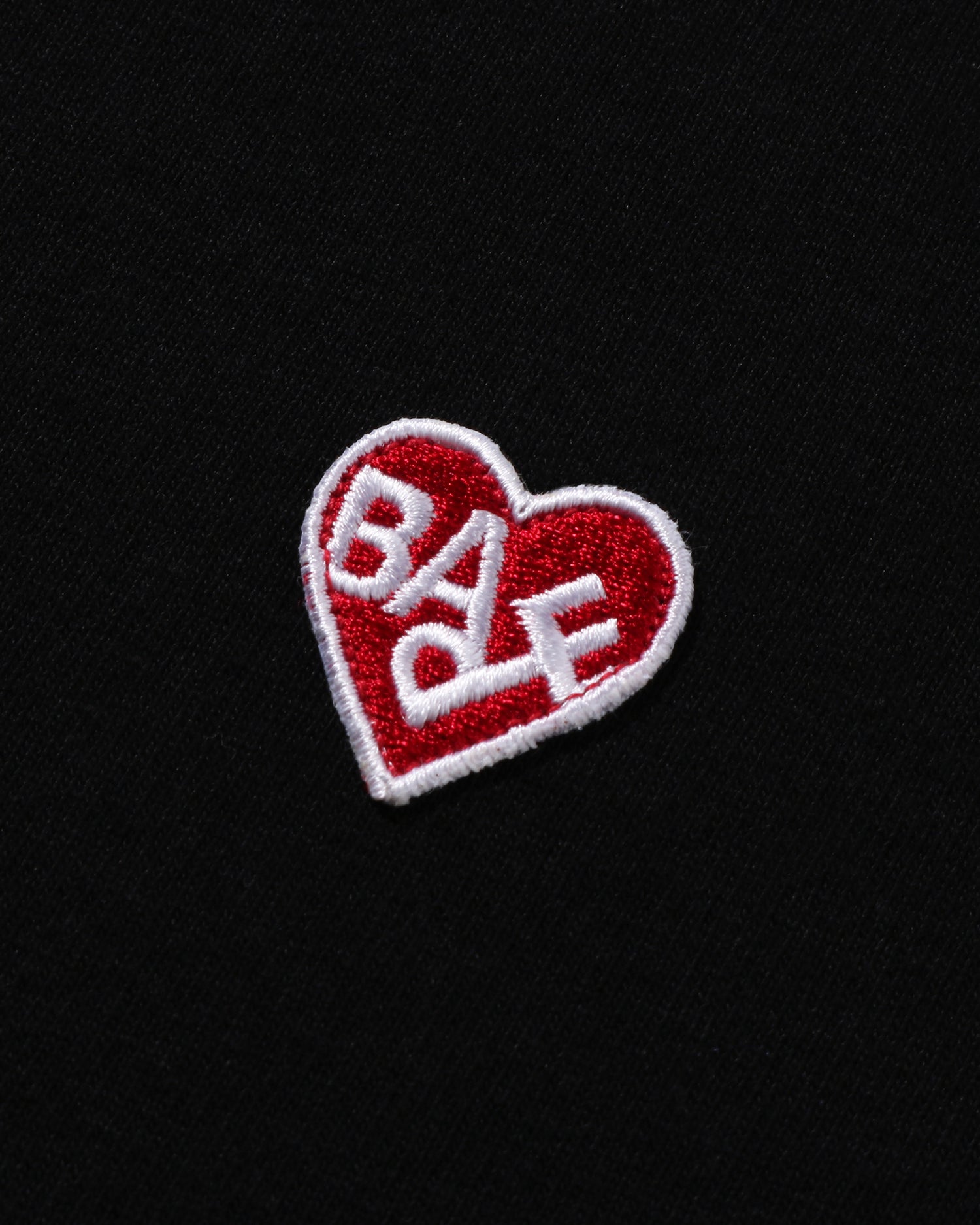 A BATHING APE® BAPE Heart One Point Tee | Bape official website