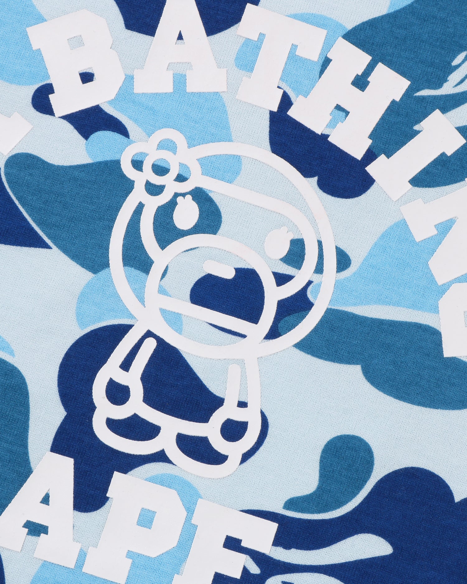 A BATHING APE® Abc Camo College Baby Lisa Tee | Bape official