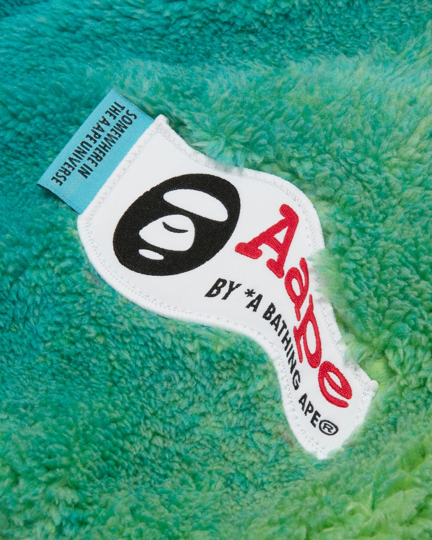 関送込【AAPE by A BATHING APE】ムーンフェイス ロゴ パーカー AAPE Moonface logo hooded varsity jacket | Bape official